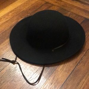 Tiller III Hat